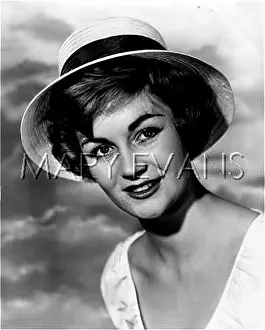 Jaunty: STRAW BOATER HAT 1950S