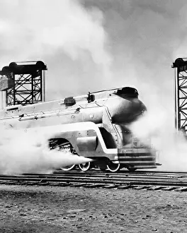 Thick: Streamlined steam locomotives before 1945