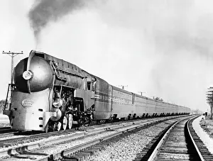 Streamliner: Streamlined steam locomotives before 1945