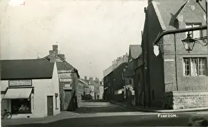 Northamptonshire: Well Street