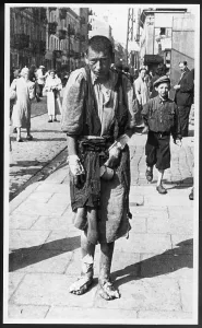Starving: STREET BEGGAR 1941