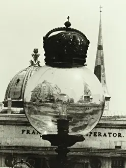 Hubmann: Street lantern with imperial crown