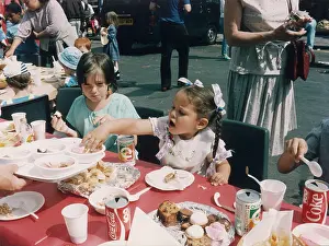 Bows: Street Party - London, 1986
