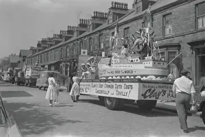 Float: Street Procession - Clay's Paints Float