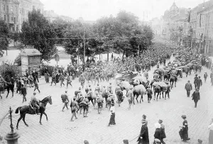 Reconquered: A street in reconquered Lemberg, 1915