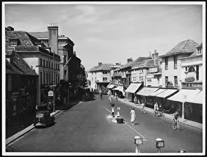 Woolworths: STREET SCENE 1950S