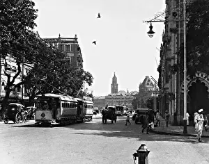 Bombay: Street scene in Bombay, 1930