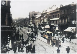 Toilets: Street scene in Leeds 1891