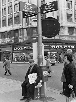 Dolcis: Street scene in Manchester