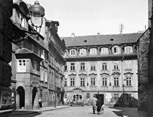 Beethoven: Street scene in Prague, 1936