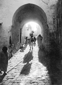 Tunis: Street scene in Tunis, 1909