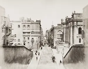 Steet: Street scene in Valletta, Malta