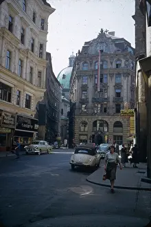 Conserves: Side street in Vienna, Austria