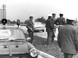 Checkpoints: Strict police controls in Stuttgart 1972