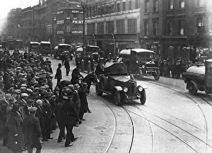 Aldgate: STRIKE/ARMOURED CARS