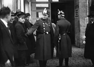 Pickets: Strike of the Berlin Transportation Company, 1932