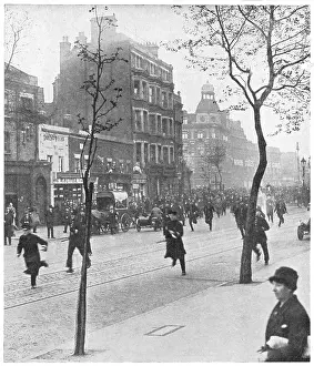 Fracas: STRIKE/ELEPHANT & CASTLE