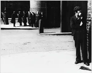 Picketing: STRIKERS MOCK A SCAB