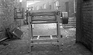 Battersbys: Strimping Machine at Battersby's hatworks