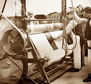 Stripping: Stripping machine for stone mangle, linen production