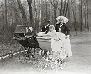 Stroller: Strollers, 1913