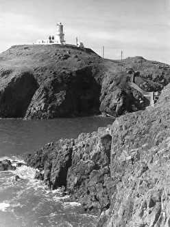 Fishguard: STRUMBLE HEAD LIGHTHOUSE