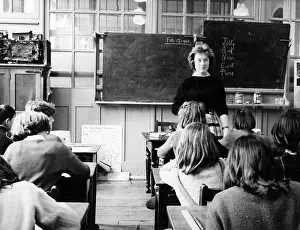 S.b. Davie: STUDENT TEACHER