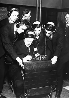 Stuyvesant: Student transmitting a message to four of his
