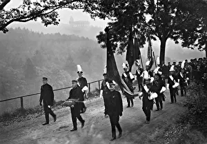 Wartburg: Students during the ascent to the Wartburg, 1927