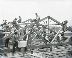 Tuskegee: Students - Construction - Tuskegee