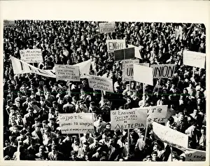 Agenda: Students demonstrate in Athens over Cyprus issue