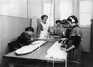 Heated: Students learn home economics in Berlin, 1914
