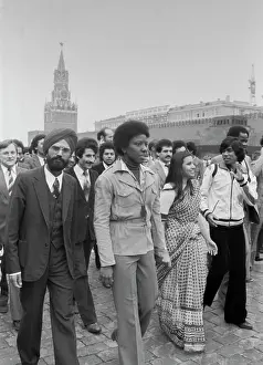 Universities: Students march in memory of Vladimir Lenin