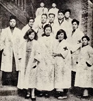 Sino: Students From Medical Schools in Shanghai Take
