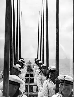 Oars: Students of the Naval Academy Friedrichsort rowing