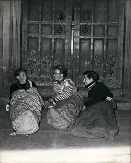 Yates: Students in sleeping bags for House of Commons debate
