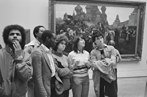 Ethiopia: Students in Tretyakov Gallery