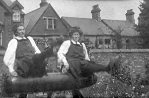 Bpeosa: Students on vaulting horse