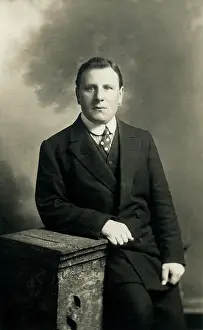 Elbow: Studio photograph of a Belgian VAD patient