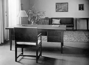 Furnishing: Study