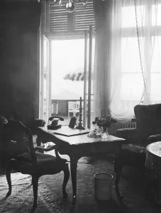 Consideration: Study in the spa hotel Petersberg, 1938
