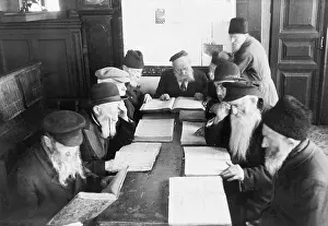Talmud: Studying the Talmud at a nursing home