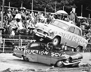 Spills: Stunt cars in action
