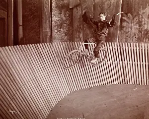 Sideshow: Stunt cyclists