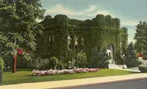 Schooling: Sturgeon Bay Library. Sturgeon Bay