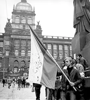 Liberalization: St.Wenceslas monument - protest - protesters
