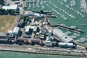 Sett: Submarine Escape Training Tank (SETT), HMS Dolphin, Gosport