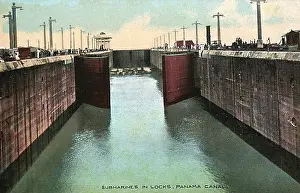 Octopus: US submarines in locks, Panama Canal
