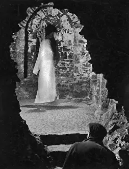 Illusions: SUCCESSFUL GHOST HUNTER