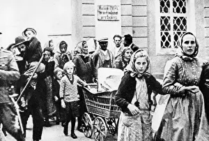 Stroller: Sudeten German refugees, 1938